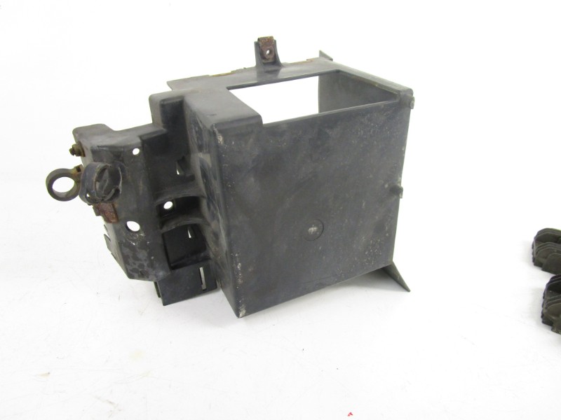 2010 10 Kawasaki Vulcan 1700 Nomad  Battery Box Case 32097-0027